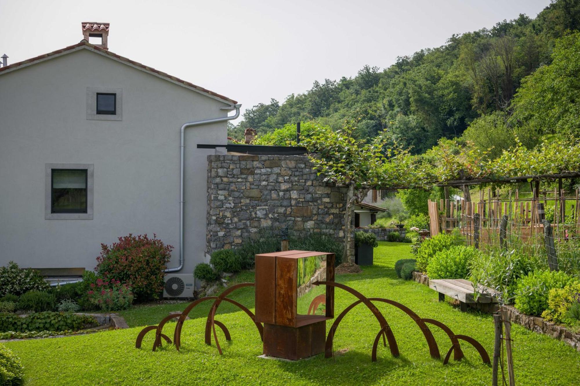Villa Artes With Free Hot Tub & Sauna Branik Dış mekan fotoğraf